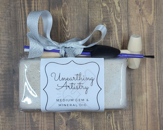 Medium Gem & Mineral Kit